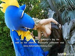 Kelly Madison In How To Blow Your Dragon